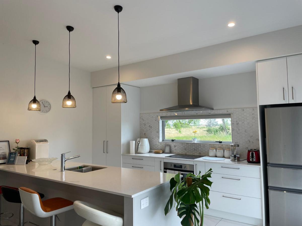 Holiday House Mount Maunganui Luaran gambar