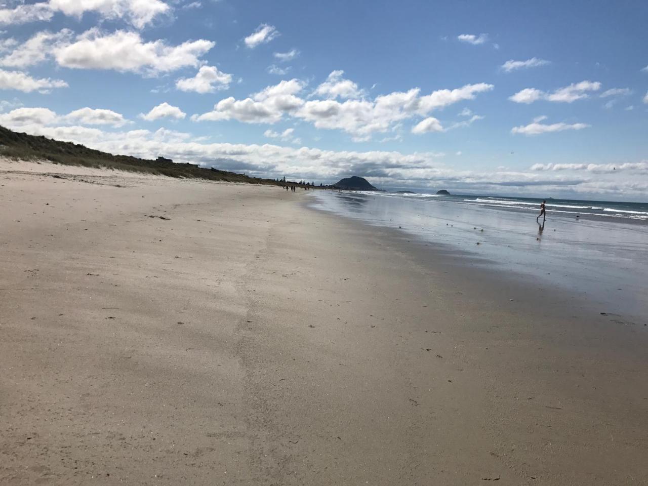 Holiday House Mount Maunganui Luaran gambar